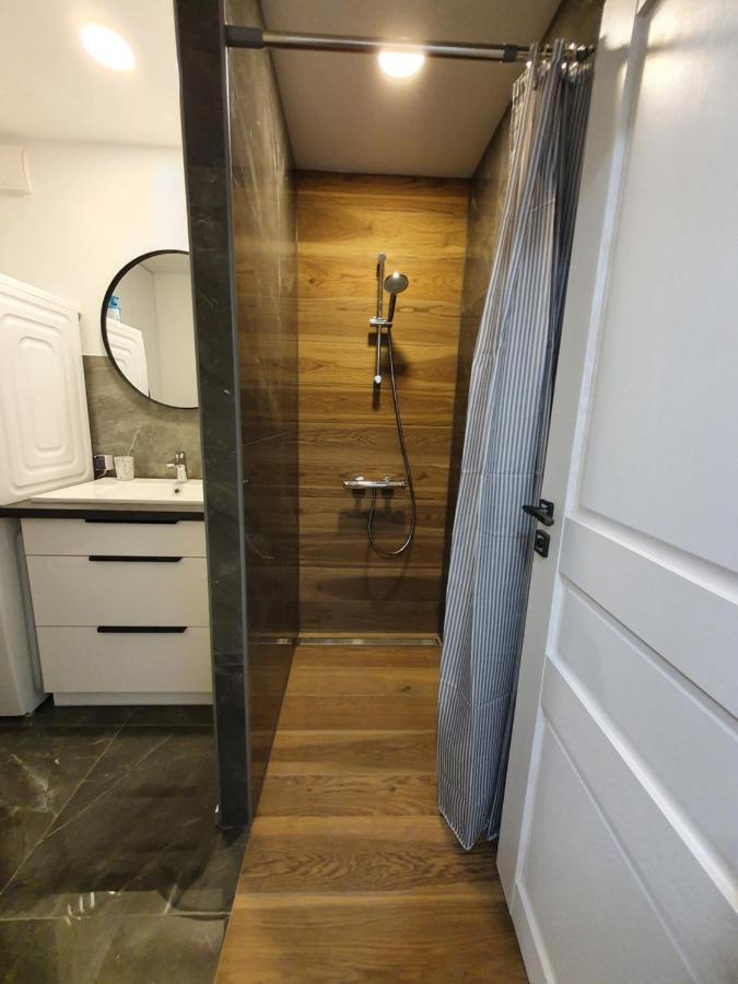 Talsa 1-Bedroom Apartment In City Center Siauliai Esterno foto