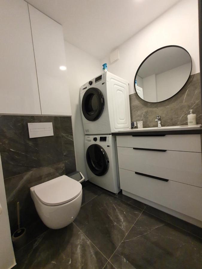 Talsa 1-Bedroom Apartment In City Center Siauliai Esterno foto